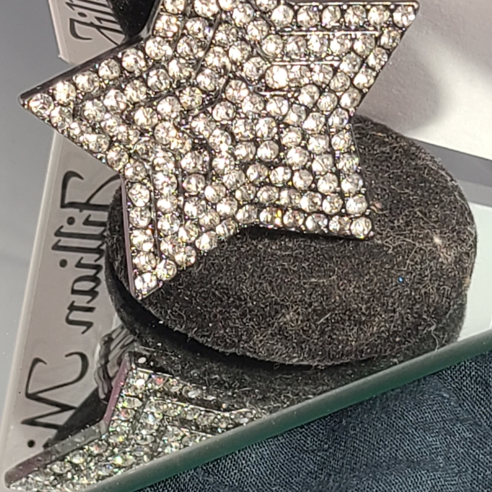 Jillian Michel brand new chunky rhinestone star ring stretchy band